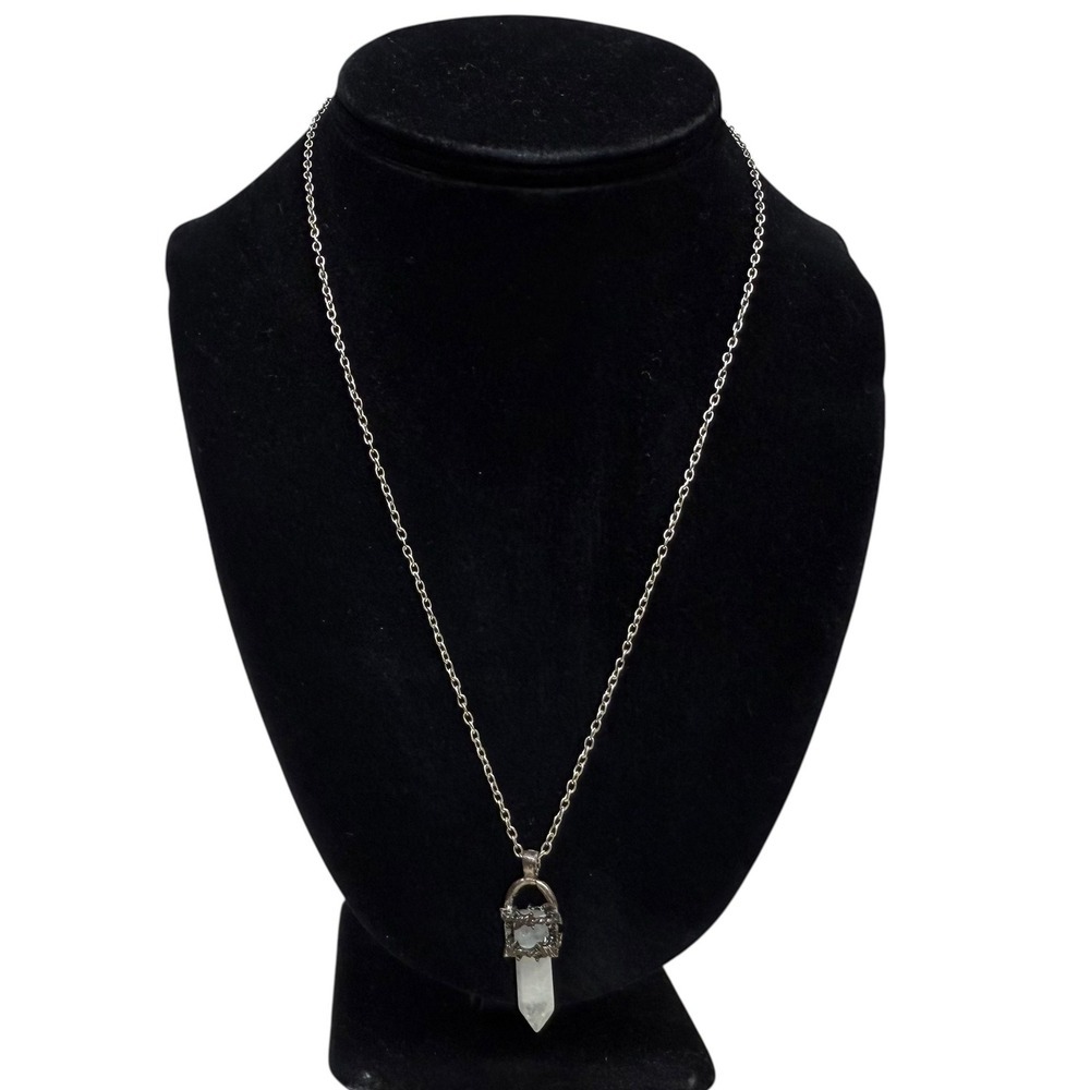 Crystal Point Quartz Pendant Necklace Silver Tone Fashion Jewelry 10.5 in L